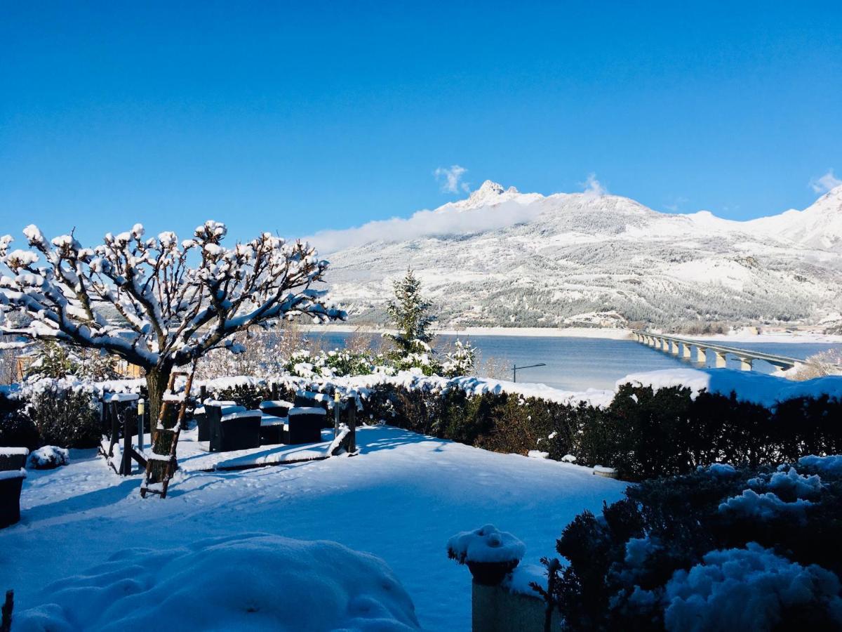 Hotel Les Chaumettes Savines-le-Lac Buitenkant foto